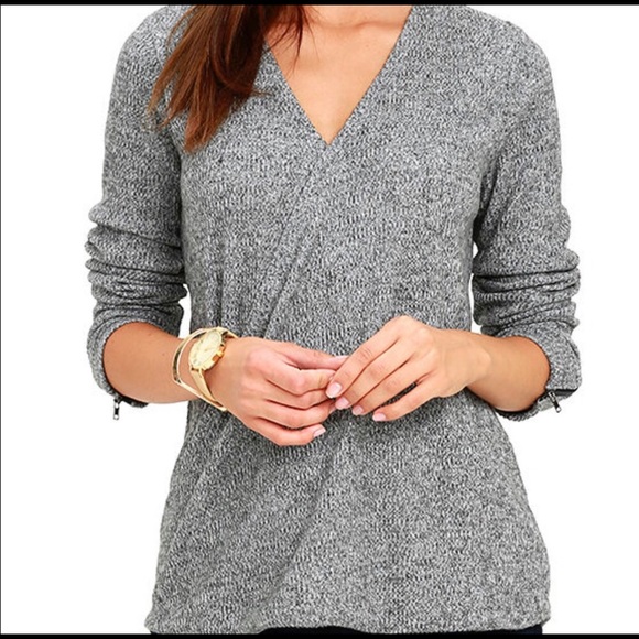 Olive & Oak crossover faux wrap sz LRG - Picture 2 of 10